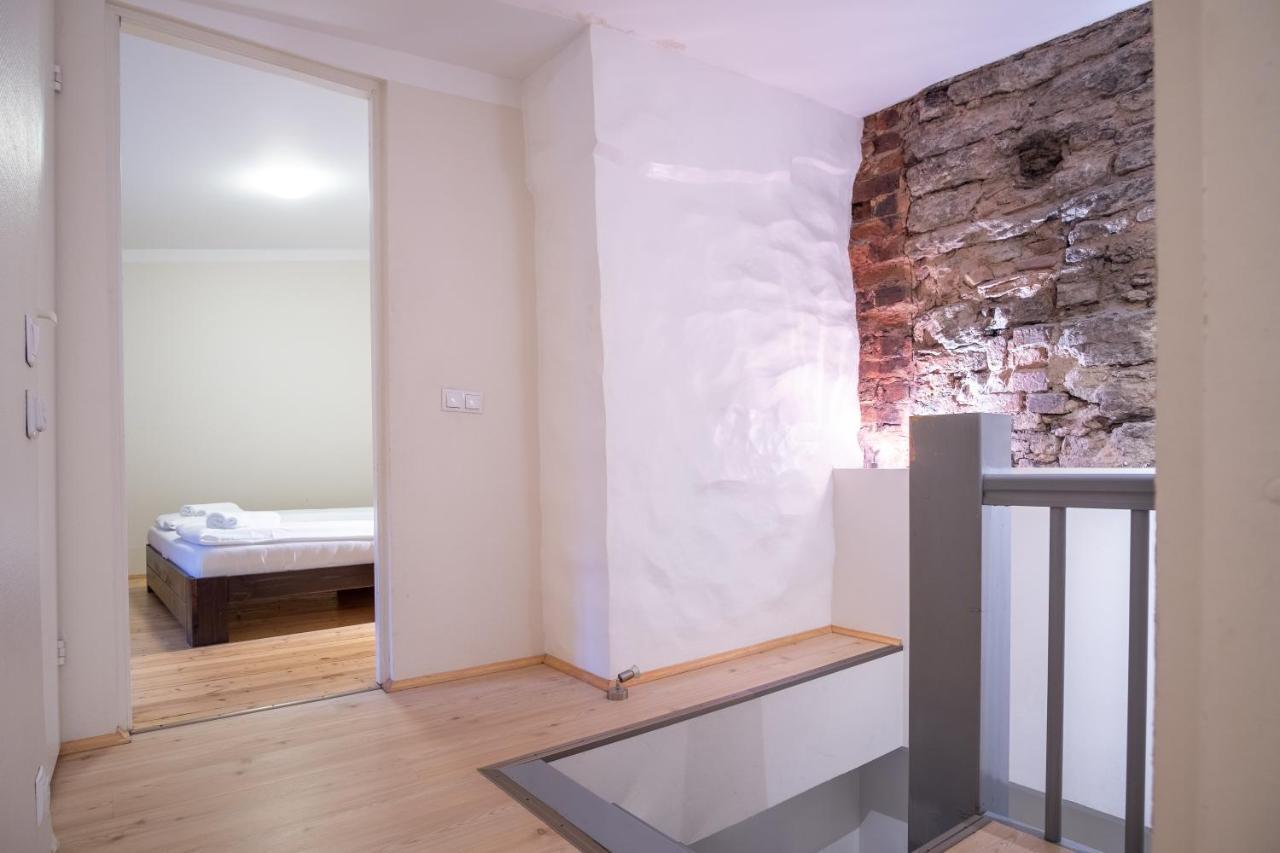 Dream Stay - Bright 2-Bedroom 2-Floor Old Town Apartment Tallinn Buitenkant foto