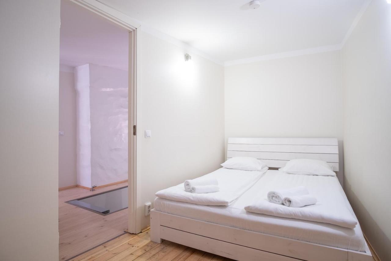 Dream Stay - Bright 2-Bedroom 2-Floor Old Town Apartment Tallinn Buitenkant foto
