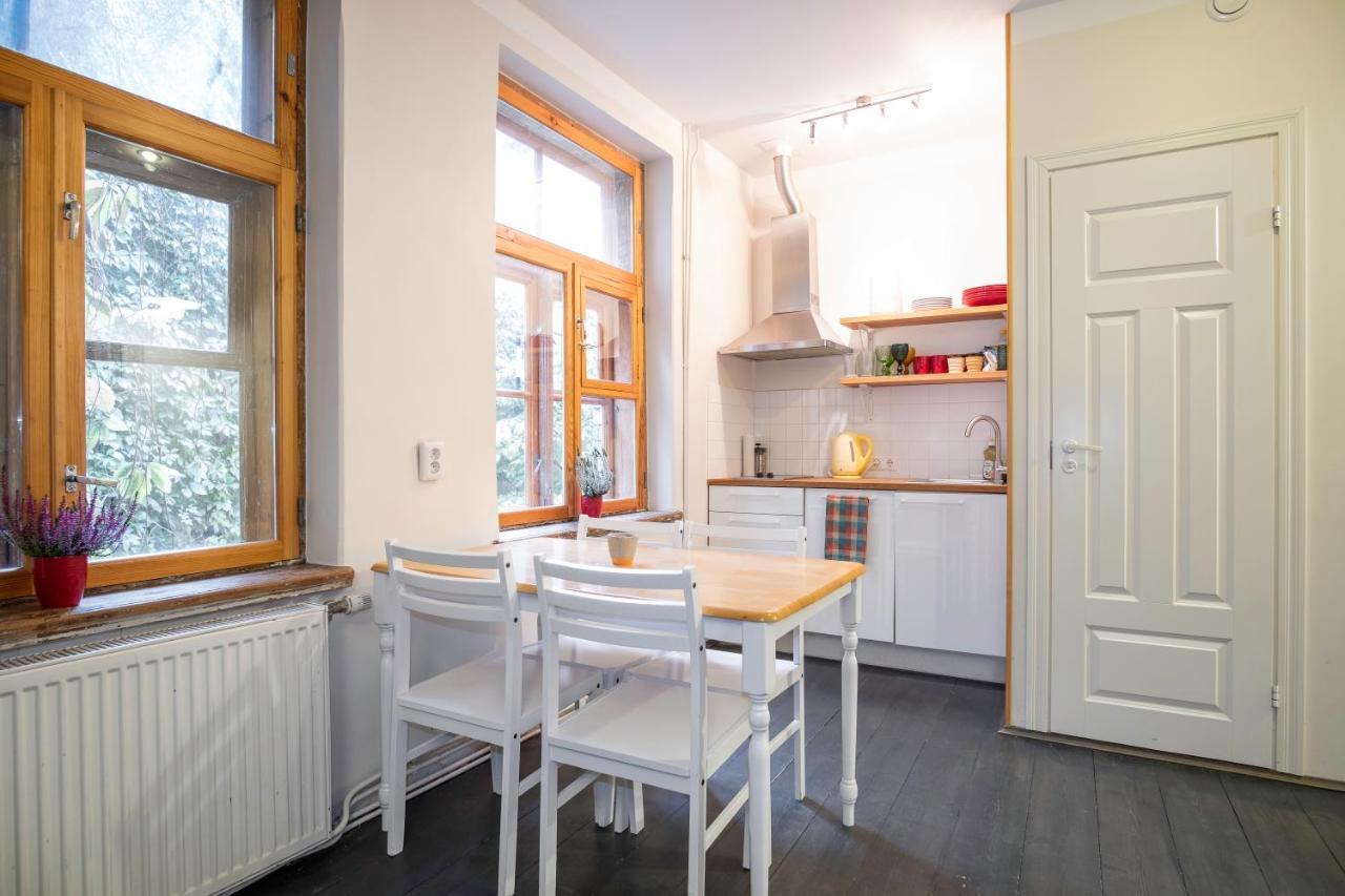Dream Stay - Bright 2-Bedroom 2-Floor Old Town Apartment Tallinn Buitenkant foto
