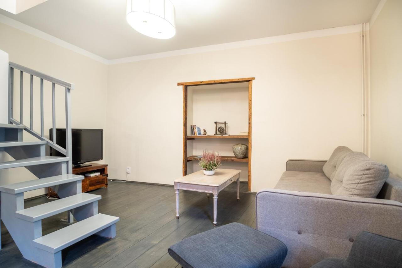 Dream Stay - Bright 2-Bedroom 2-Floor Old Town Apartment Tallinn Buitenkant foto