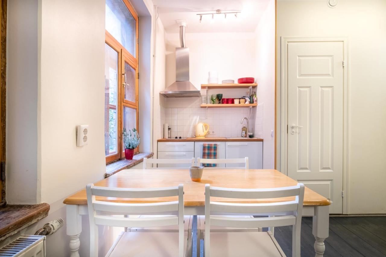 Dream Stay - Bright 2-Bedroom 2-Floor Old Town Apartment Tallinn Buitenkant foto