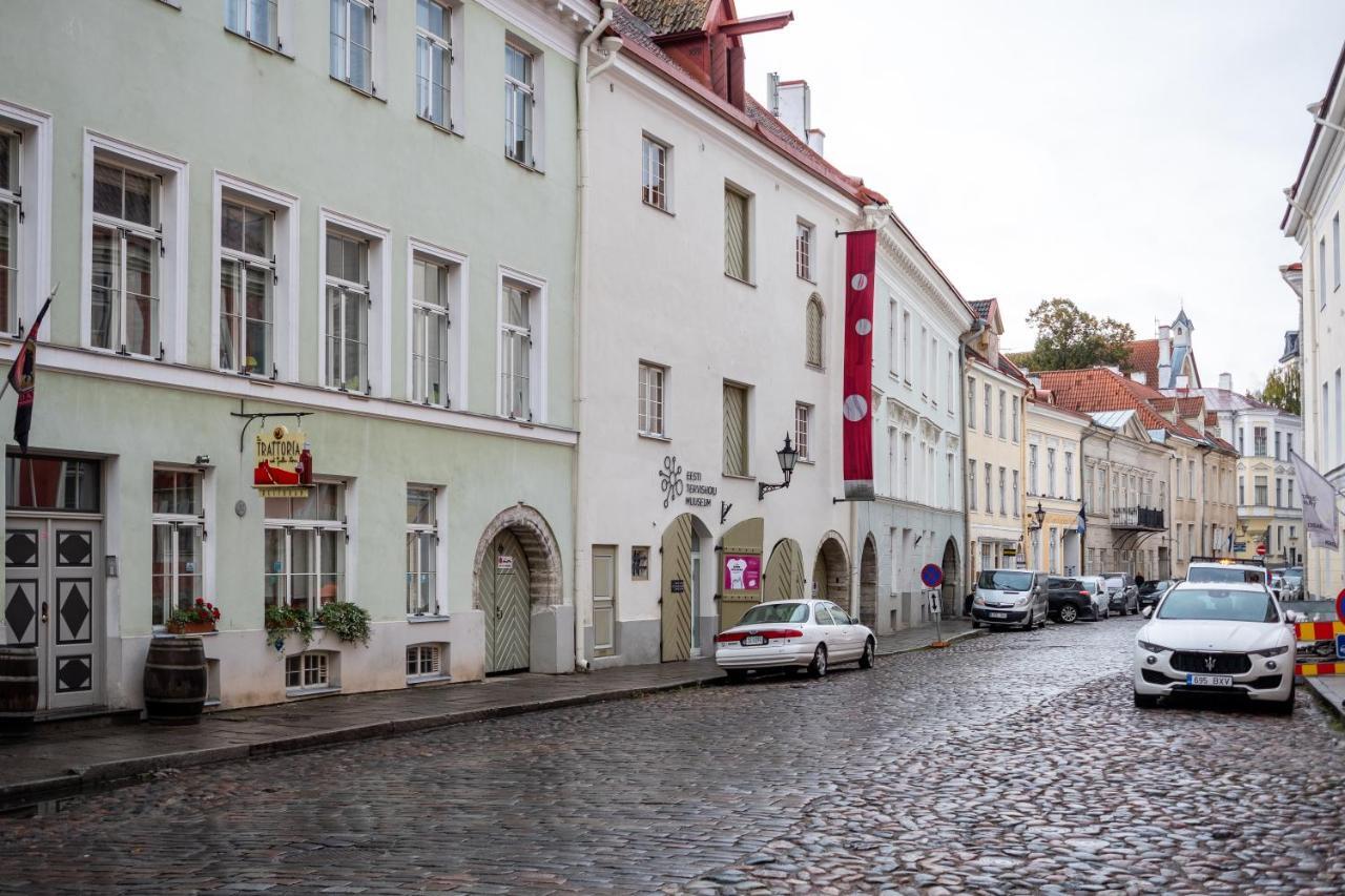 Dream Stay - Bright 2-Bedroom 2-Floor Old Town Apartment Tallinn Buitenkant foto