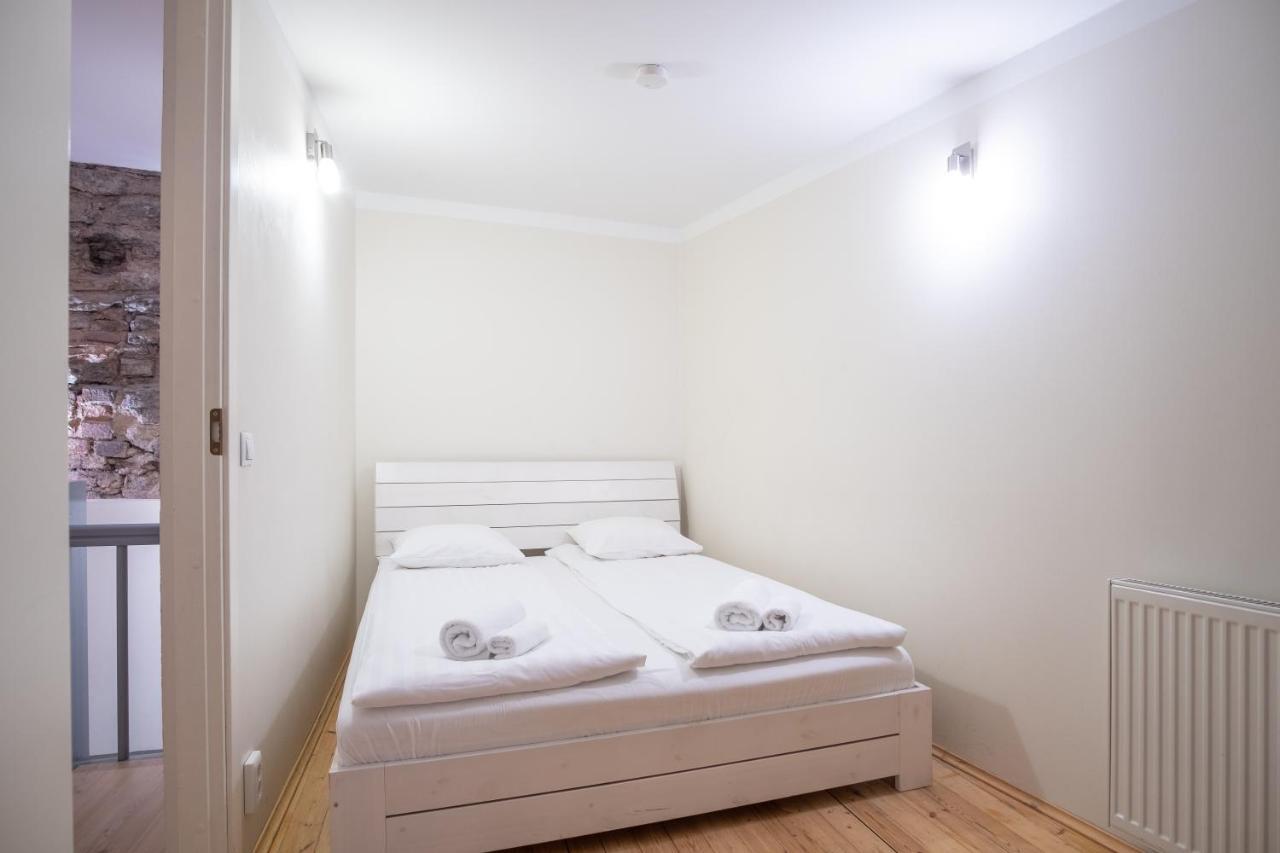 Dream Stay - Bright 2-Bedroom 2-Floor Old Town Apartment Tallinn Buitenkant foto